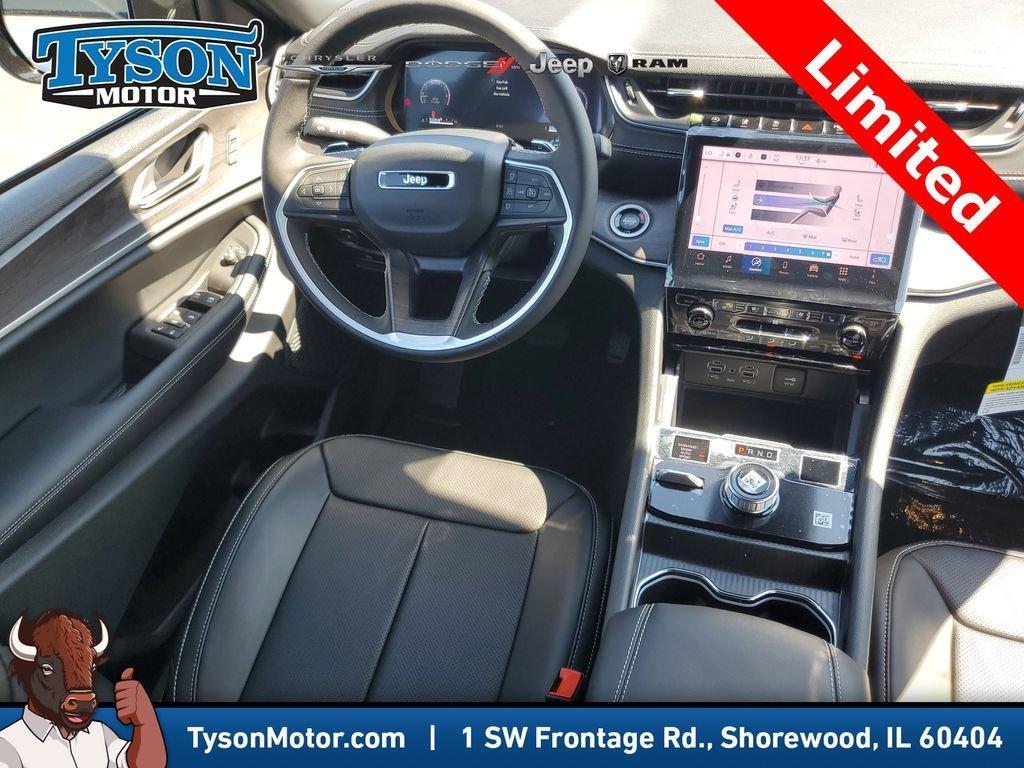 new 2025 Jeep Grand Cherokee car, priced at $46,494