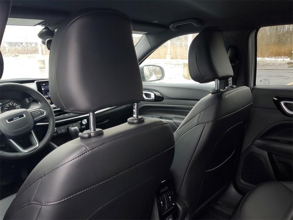 new 2026 Jeep Compass car, priced at $31,985