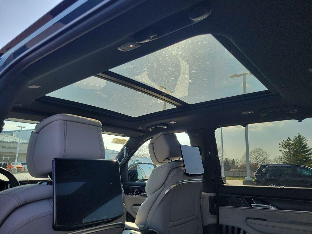 new 2026 Jeep Grand Wagoneer L car, priced at $104,100