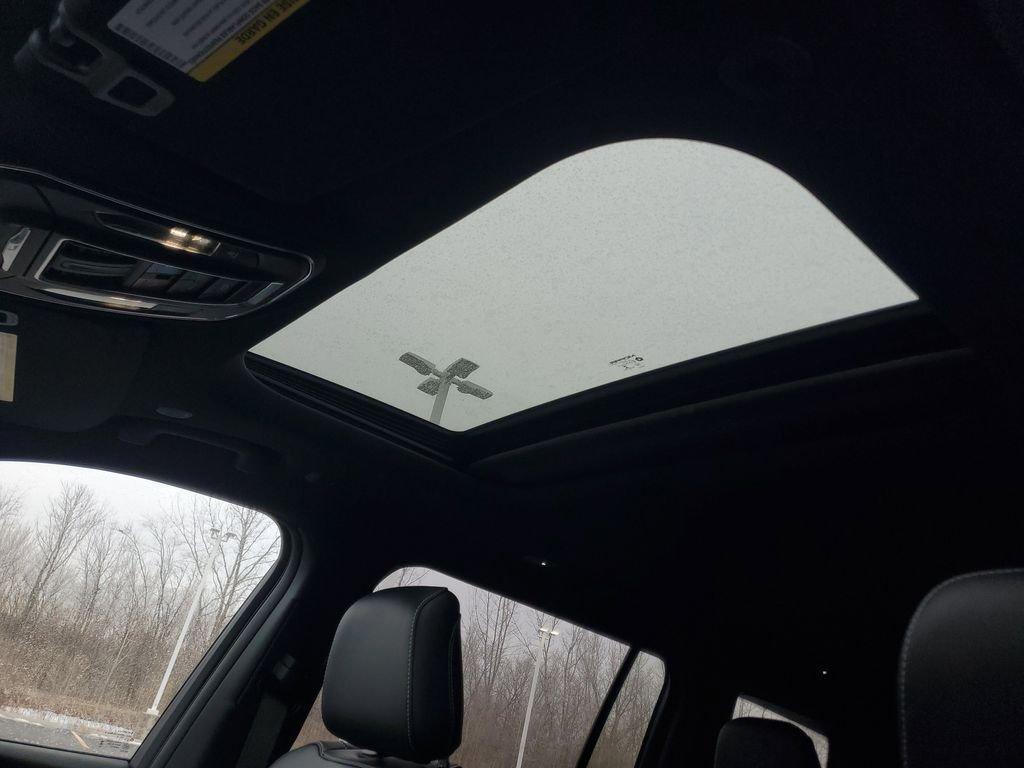 new 2026 Jeep Grand Cherokee L car, priced at $47,653