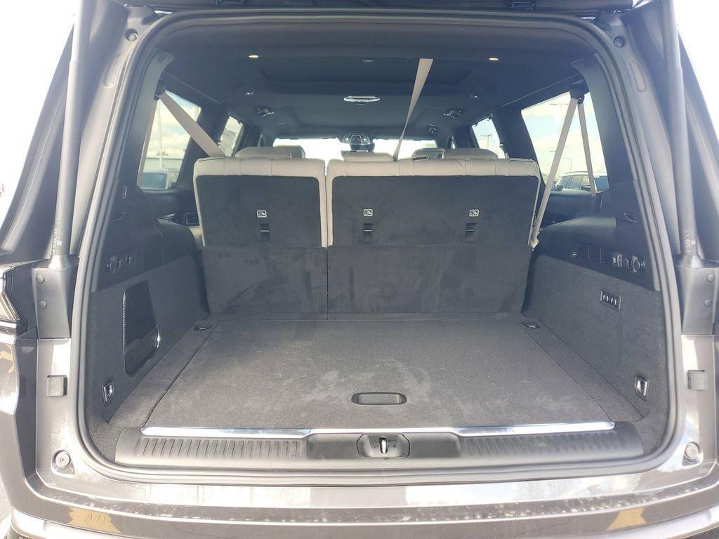 new 2026 Jeep Grand Wagoneer L car, priced at $102,200