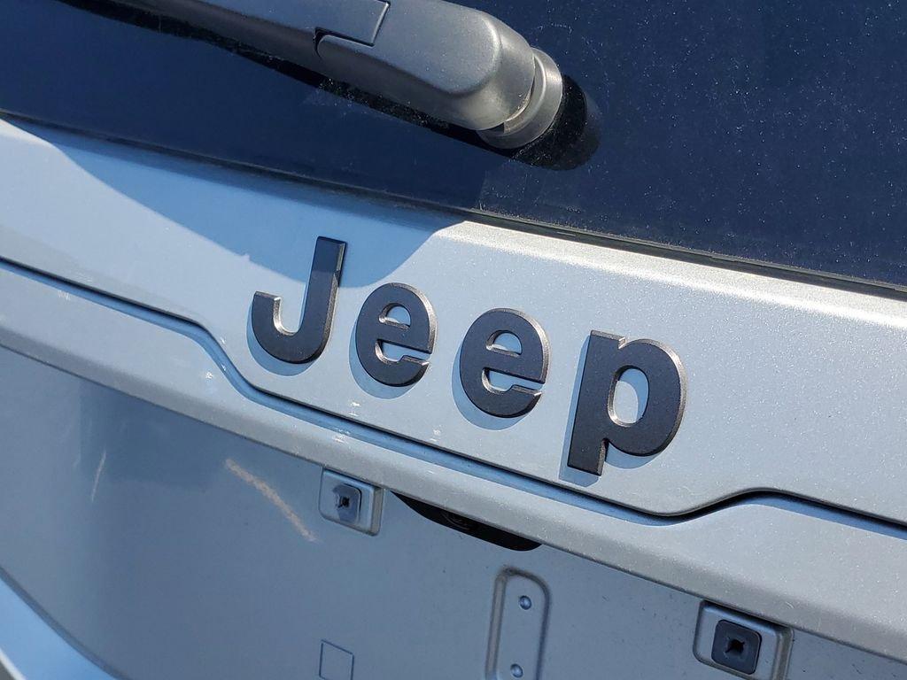 new 2026 Jeep Cherokee car, priced at $41,594
