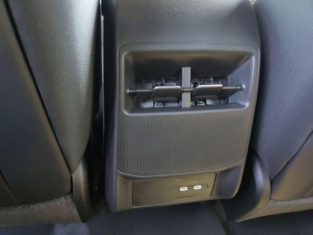 new 2026 Jeep Cherokee car, priced at $41,594