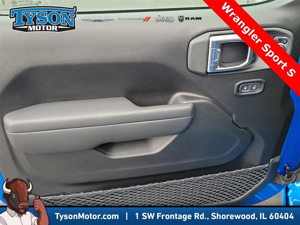 new 2026 Jeep Wrangler car, priced at $46,048