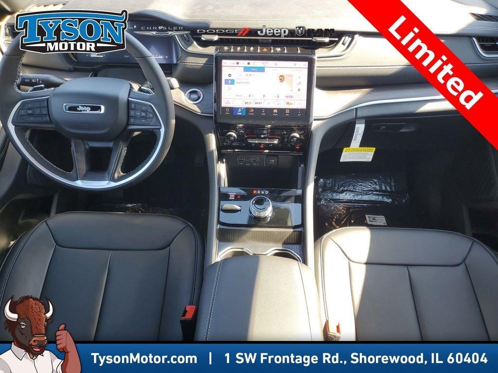 new 2025 Jeep Grand Cherokee car, priced at $38,408