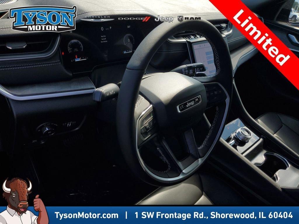 new 2025 Jeep Grand Cherokee car, priced at $44,611