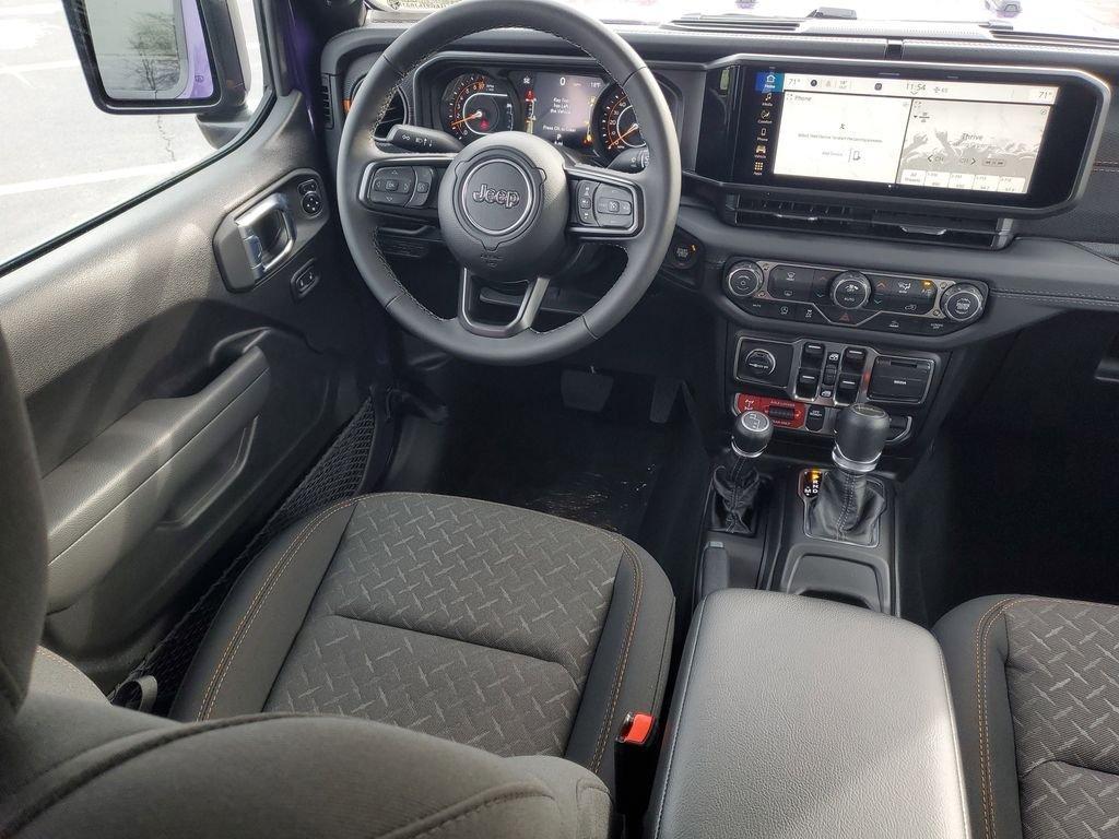 new 2026 Jeep Gladiator car, priced at $55,737