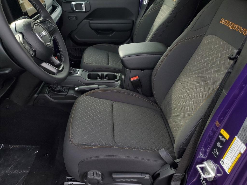 new 2026 Jeep Gladiator car, priced at $54,280