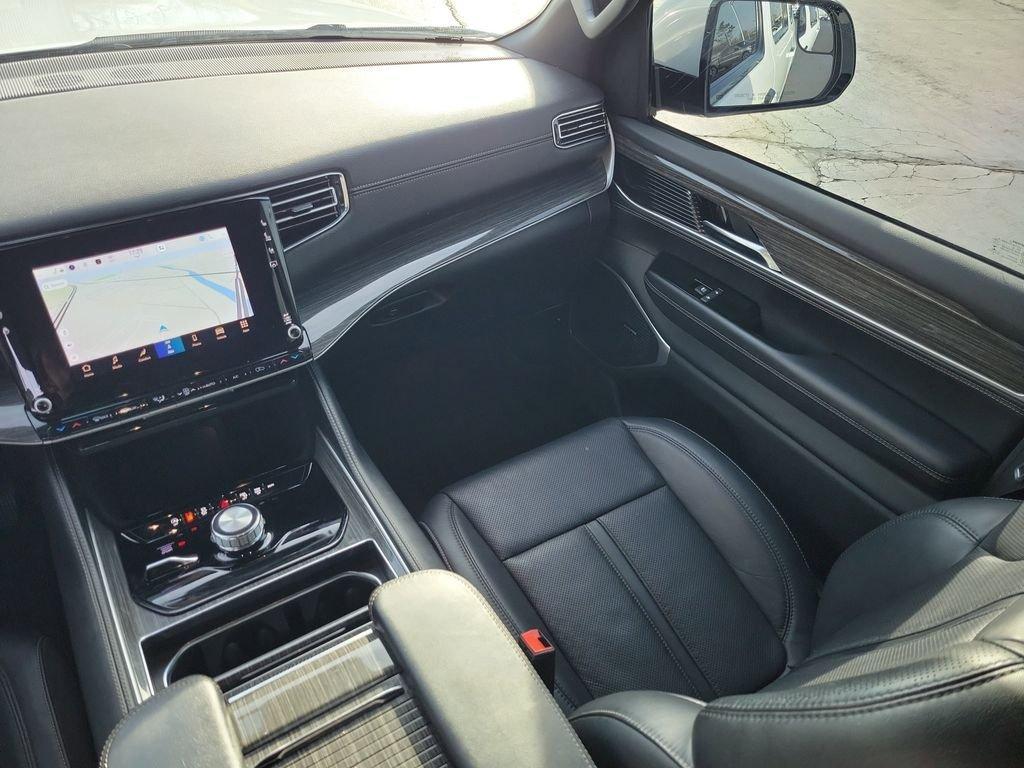 used 2022 Jeep Wagoneer car, priced at $36,977