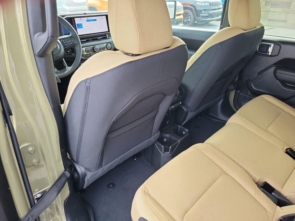 new 2026 Jeep Gladiator car, priced at $58,011