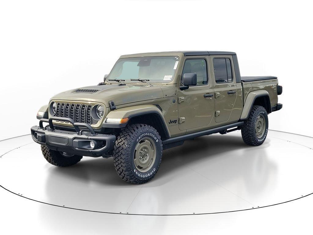 new 2026 Jeep Gladiator car, priced at $58,011