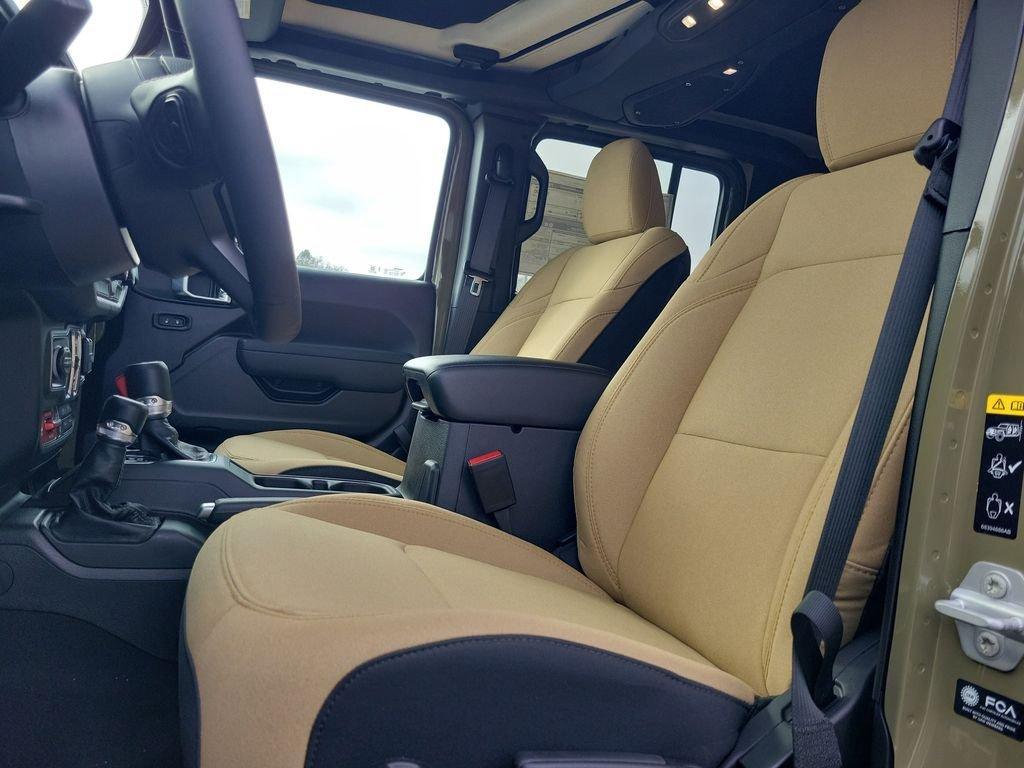 new 2026 Jeep Gladiator car, priced at $58,011