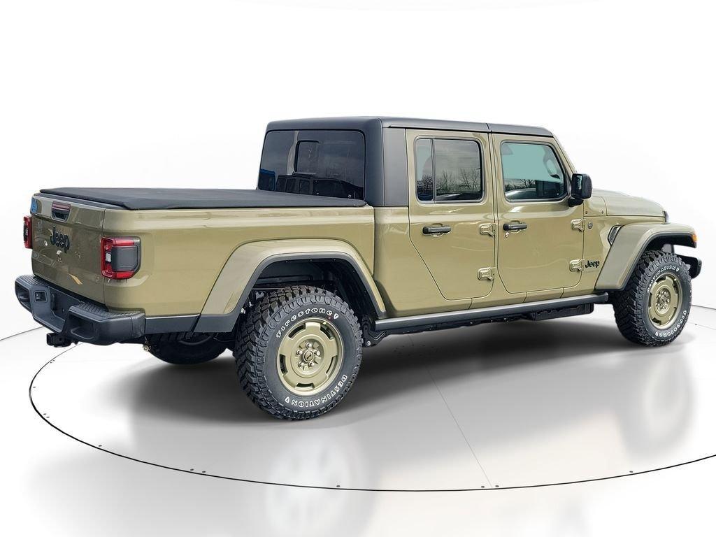 new 2026 Jeep Gladiator car, priced at $58,011