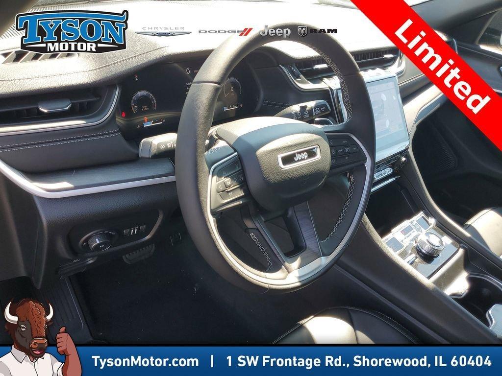 new 2025 Jeep Grand Cherokee car, priced at $38,408