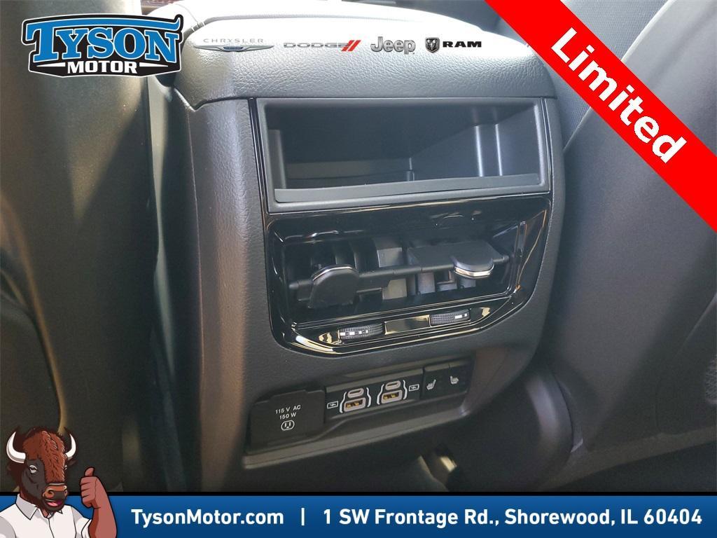 new 2025 Jeep Grand Cherokee car, priced at $44,908