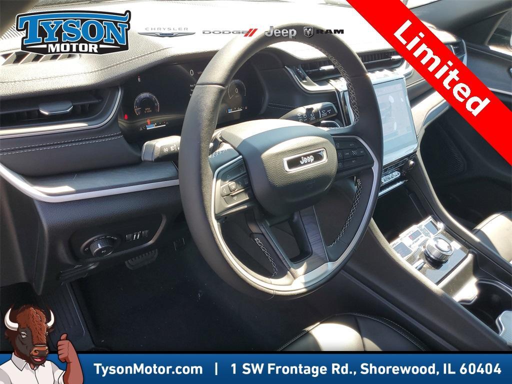 new 2025 Jeep Grand Cherokee car, priced at $44,908