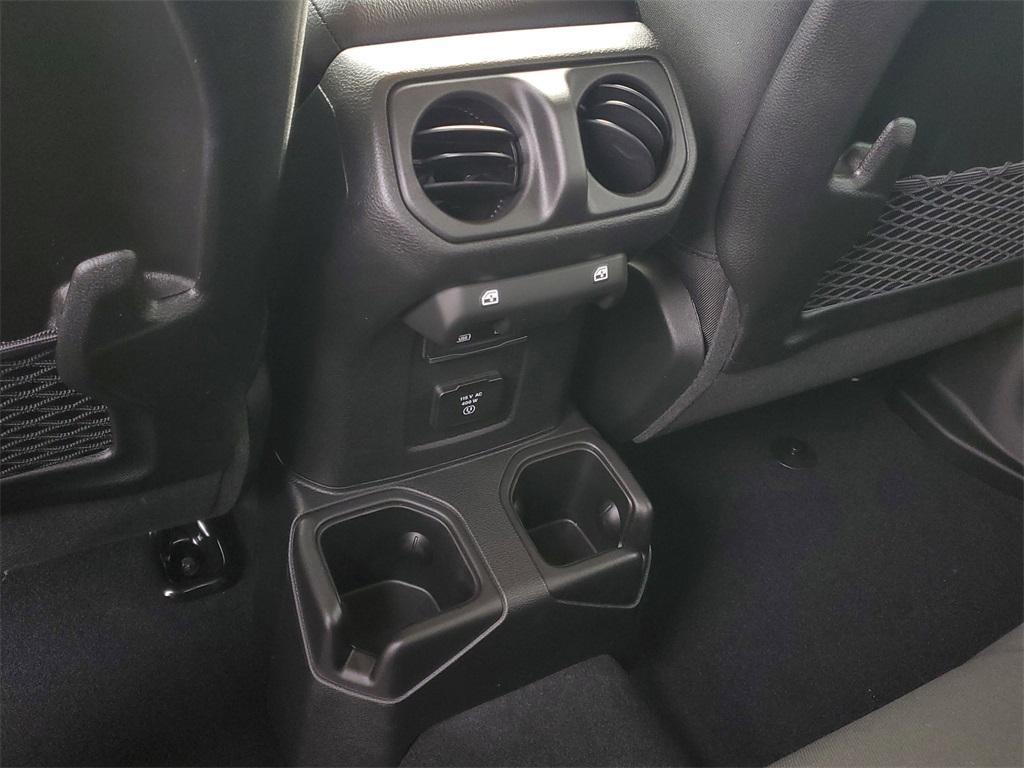 new 2026 Jeep Gladiator car, priced at $56,980