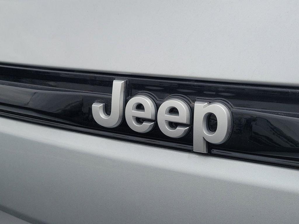 new 2026 Jeep Grand Cherokee car, priced at $49,223