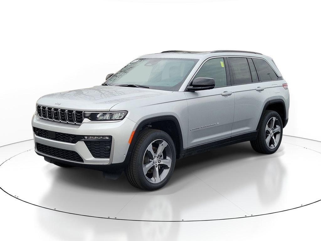new 2026 Jeep Grand Cherokee car, priced at $49,223
