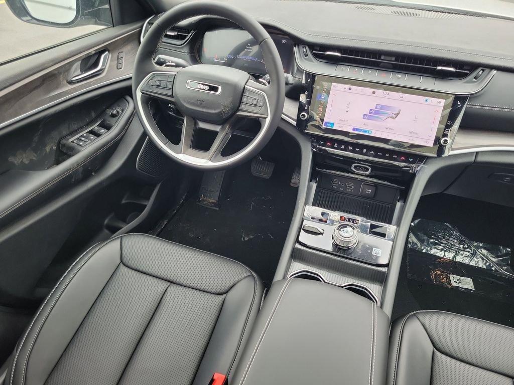 new 2026 Jeep Grand Cherokee car, priced at $49,223