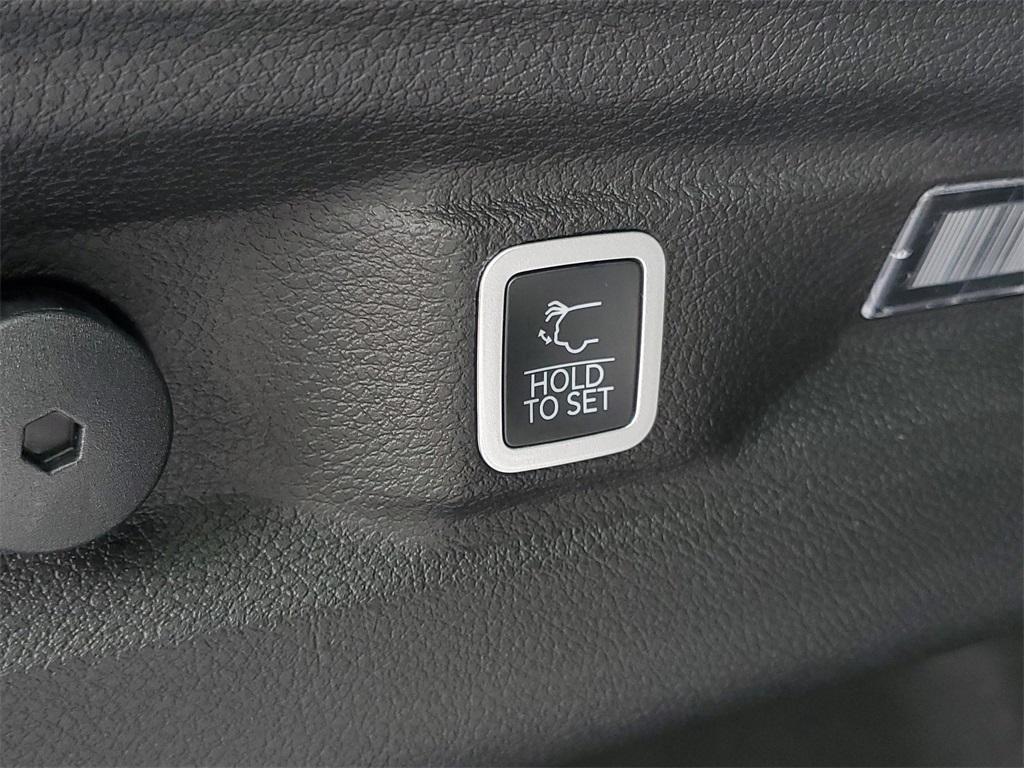 new 2025 Jeep Grand Cherokee L car, priced at $51,514