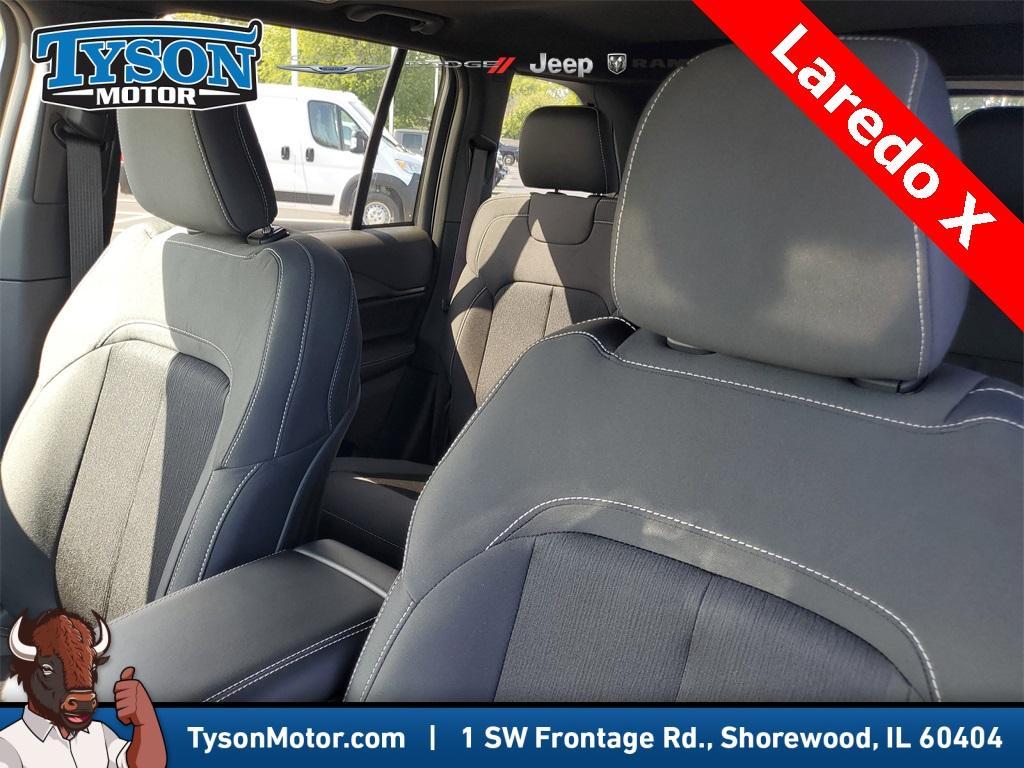 new 2025 Jeep Grand Cherokee car, priced at $28,764