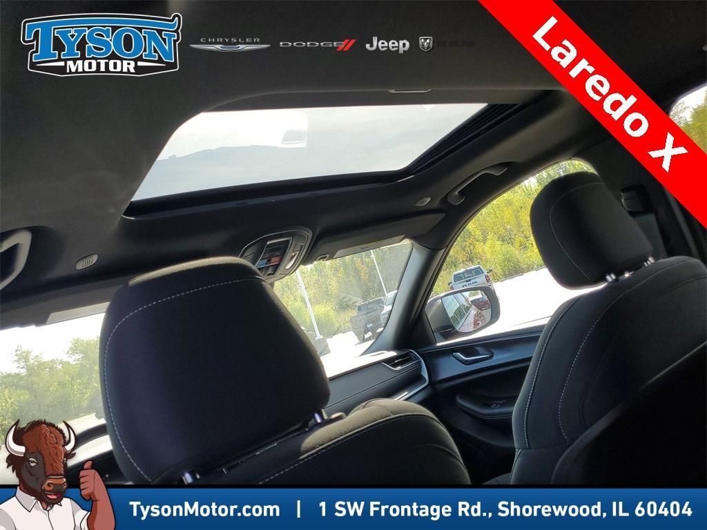 new 2025 Jeep Grand Cherokee car, priced at $28,764