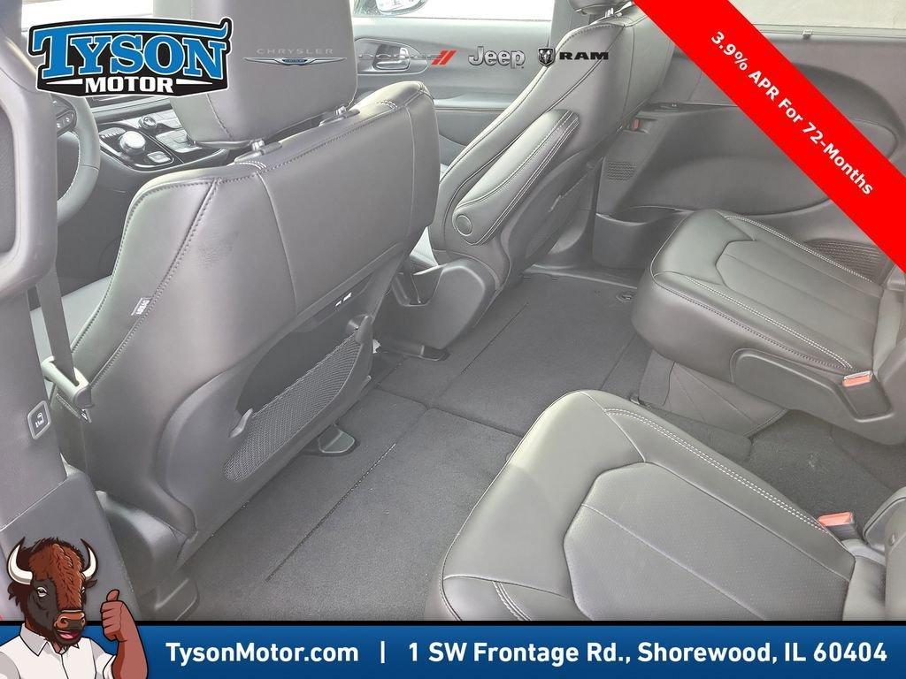 new 2026 Chrysler Pacifica car, priced at $45,898