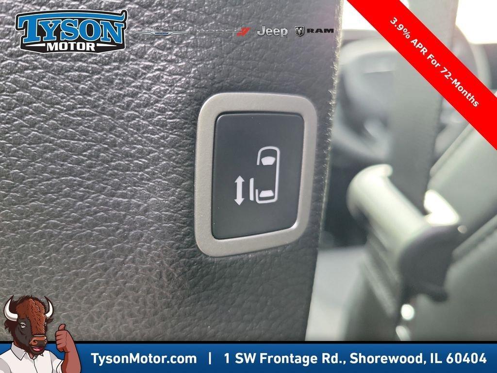 new 2026 Chrysler Pacifica car, priced at $45,898