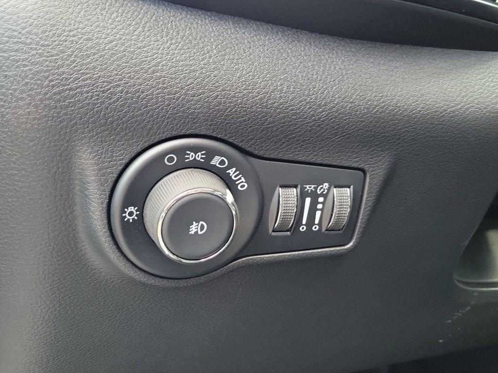 new 2026 Jeep Compass car, priced at $30,215