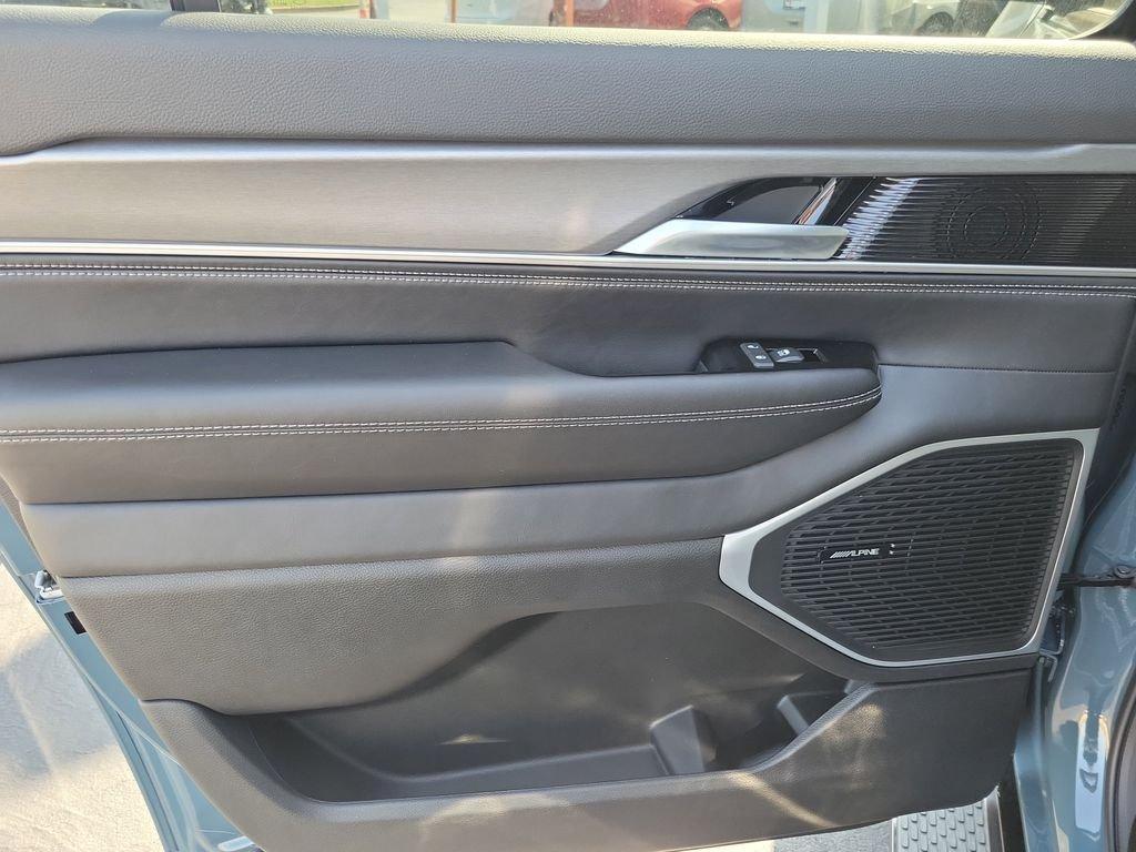 new 2026 Jeep Grand Wagoneer L car, priced at $78,280