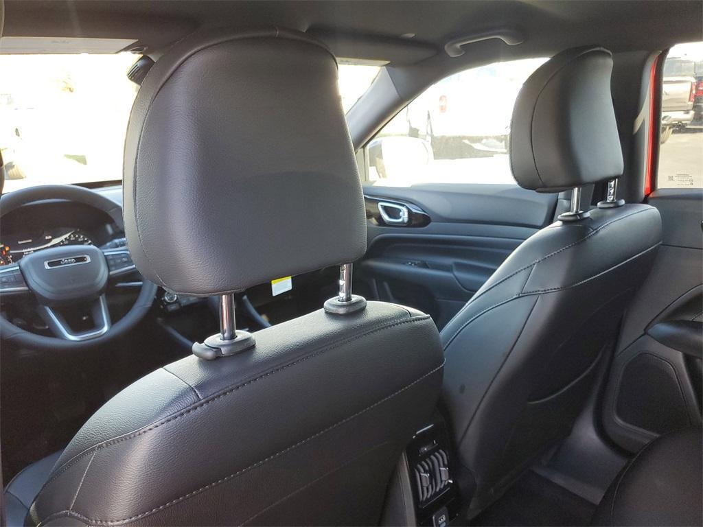 new 2026 Jeep Compass car, priced at $30,538