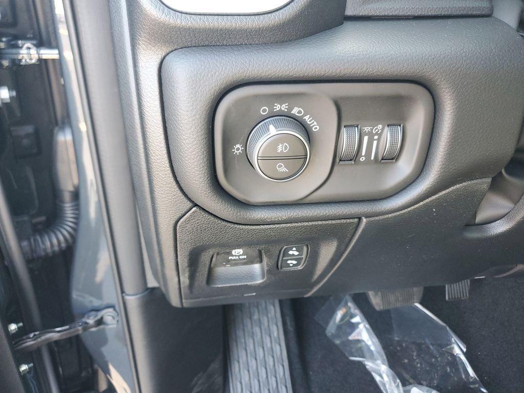 new 2026 Ram 1500 car, priced at $56,371