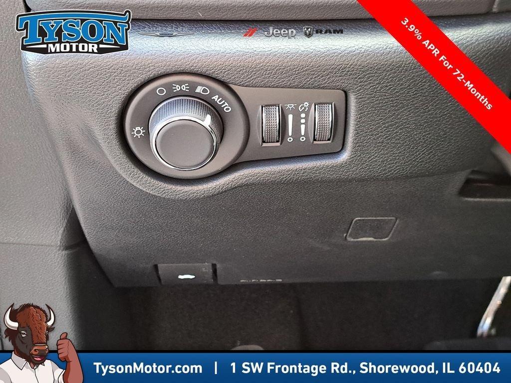 new 2026 Chrysler Voyager car, priced at $39,678