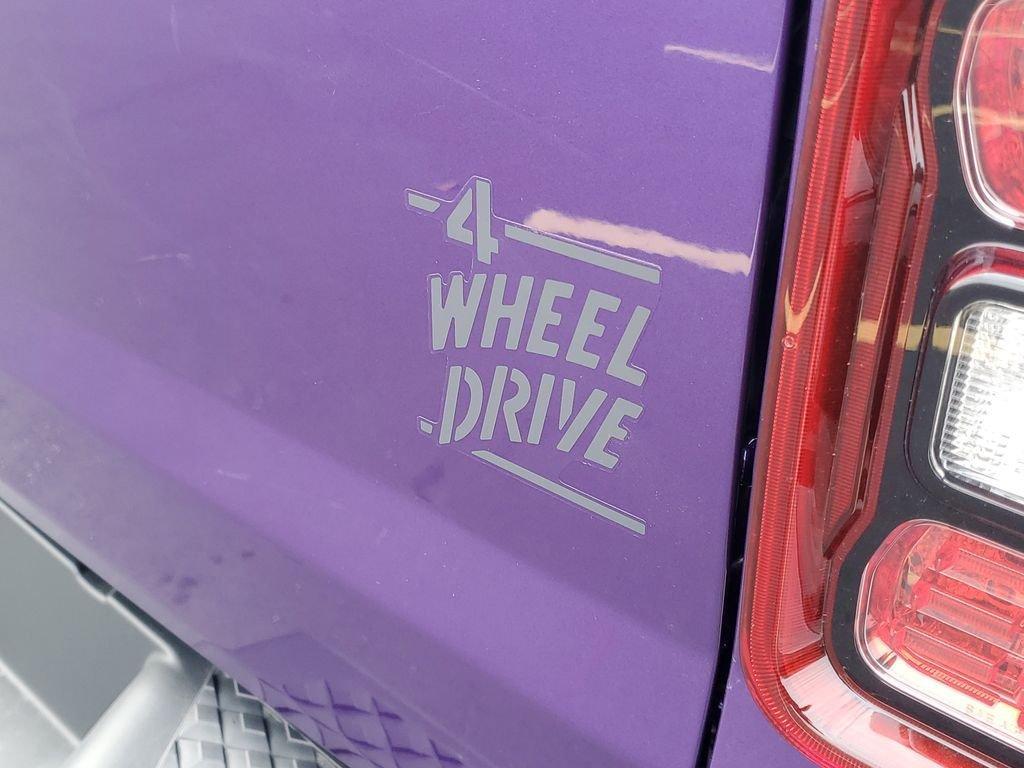 new 2026 Jeep Gladiator car, priced at $42,906