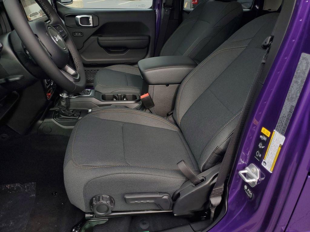 new 2026 Jeep Gladiator car, priced at $42,906