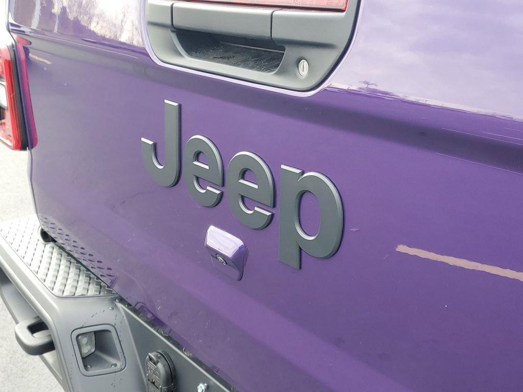 new 2026 Jeep Gladiator car, priced at $42,906