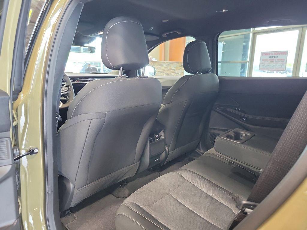 new 2026 Jeep Cherokee car, priced at $35,998