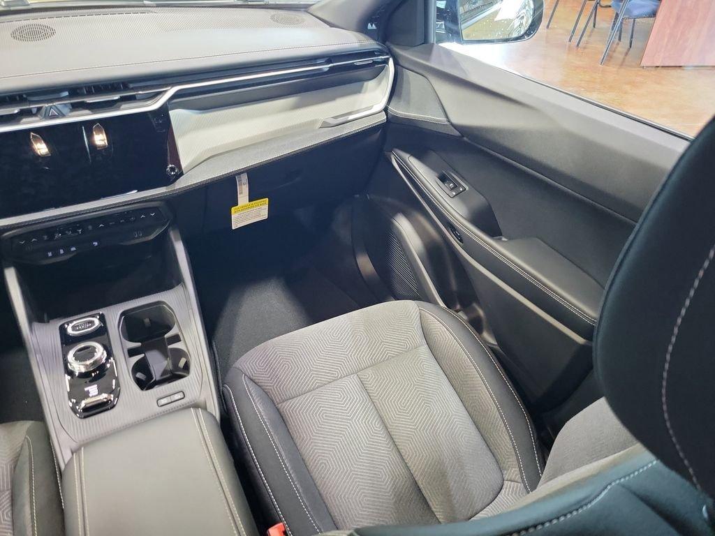 new 2026 Jeep Cherokee car, priced at $35,998