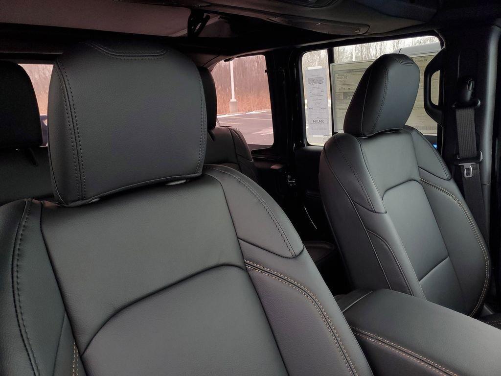 new 2026 Jeep Wrangler car, priced at $51,334