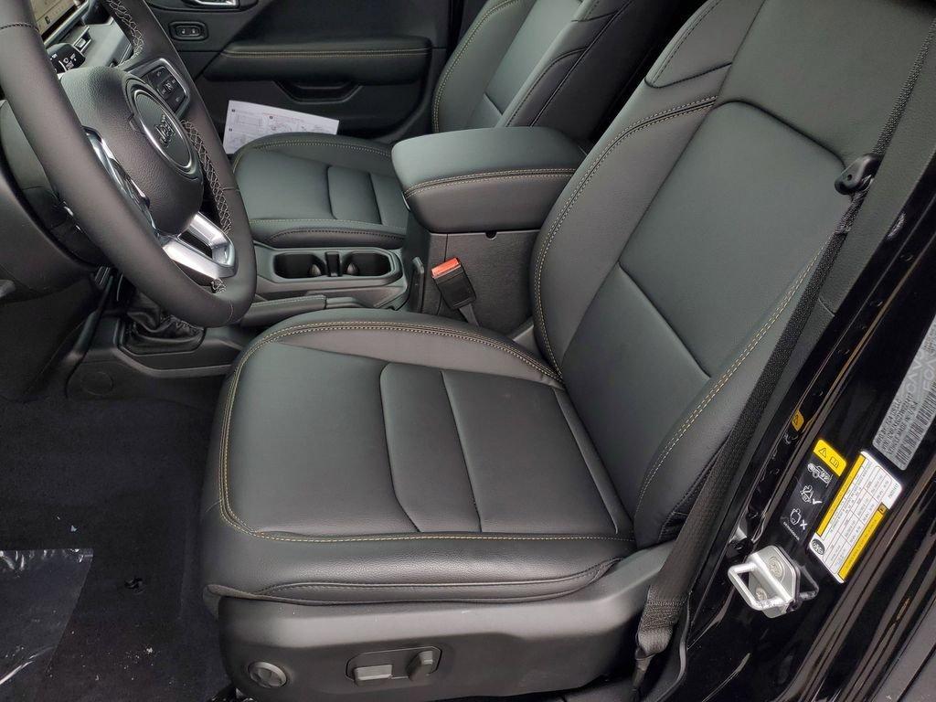 new 2026 Jeep Wrangler car, priced at $51,334