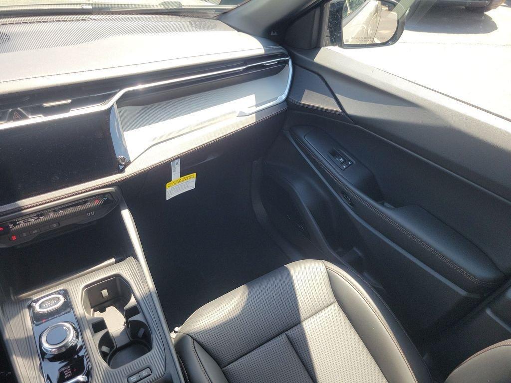 new 2026 Jeep Cherokee car, priced at $42,534