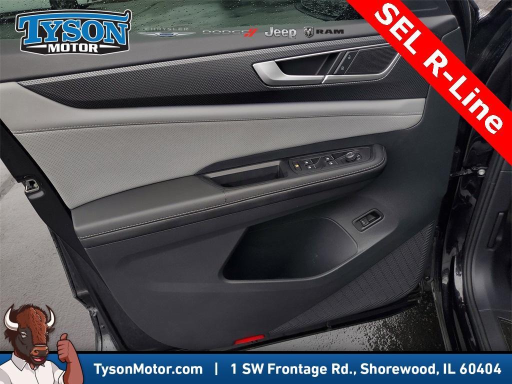 used 2024 Volkswagen Atlas Cross Sport car, priced at $35,978