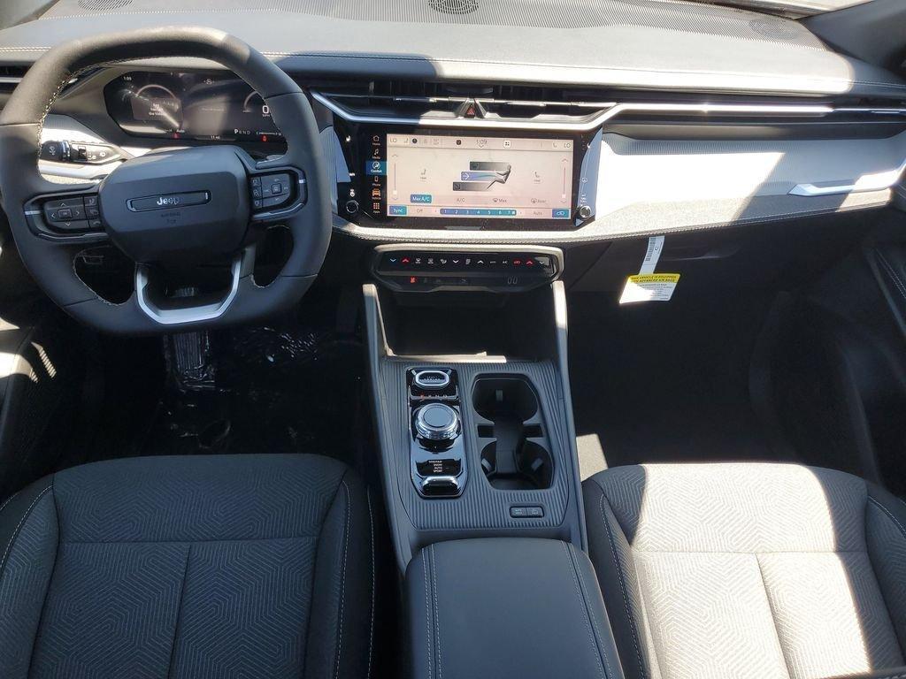 new 2026 Jeep Cherokee car, priced at $36,819