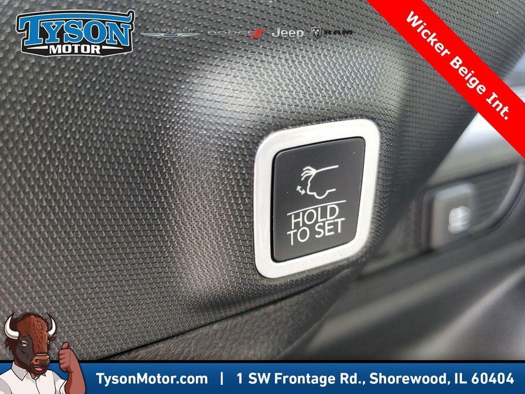 new 2025 Jeep Grand Cherokee car, priced at $44,463