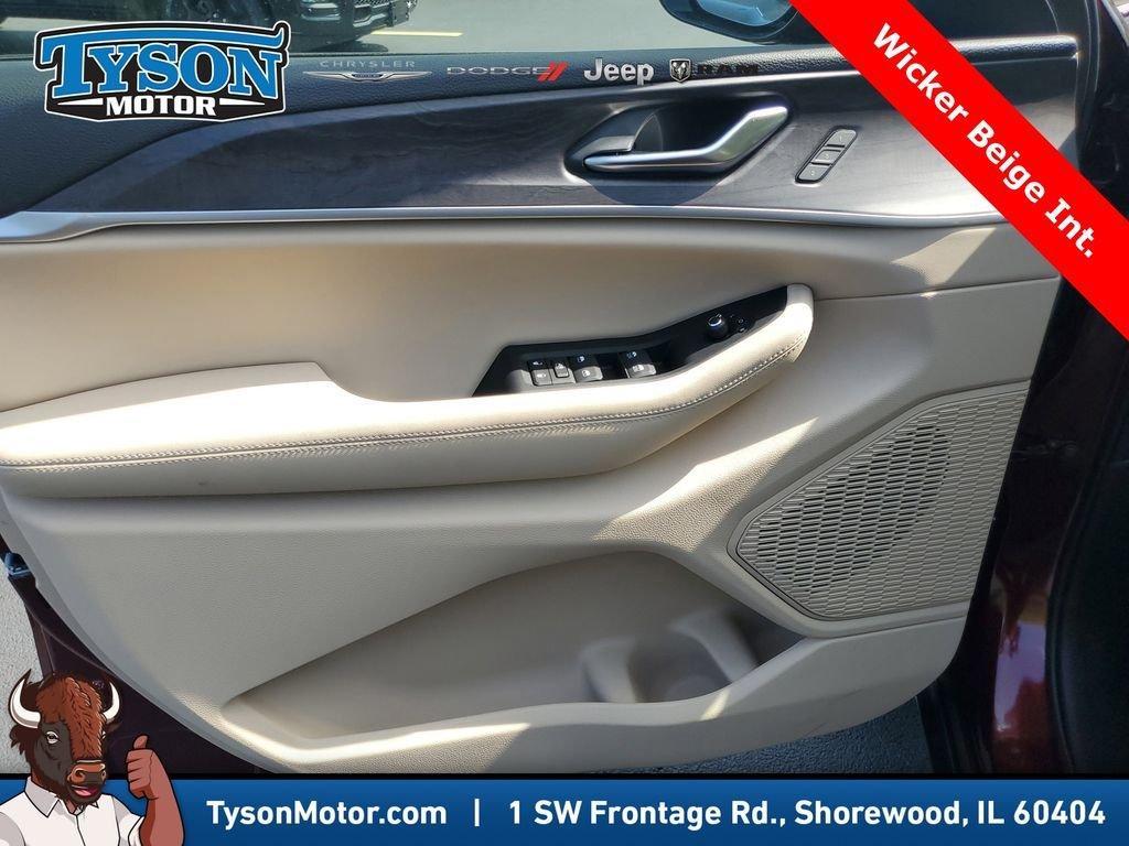 new 2025 Jeep Grand Cherokee car, priced at $44,463