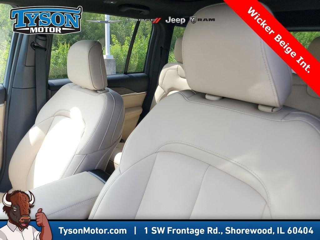 new 2025 Jeep Grand Cherokee car, priced at $44,463