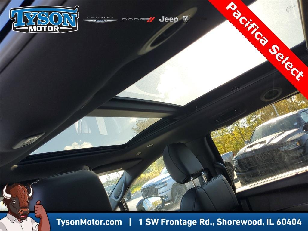 new 2026 Chrysler Pacifica car, priced at $45,017