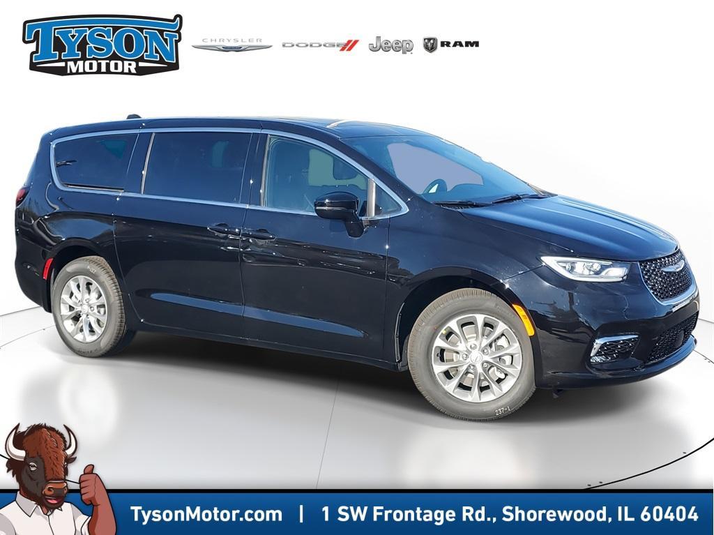 new 2026 Chrysler Pacifica car, priced at $43,517