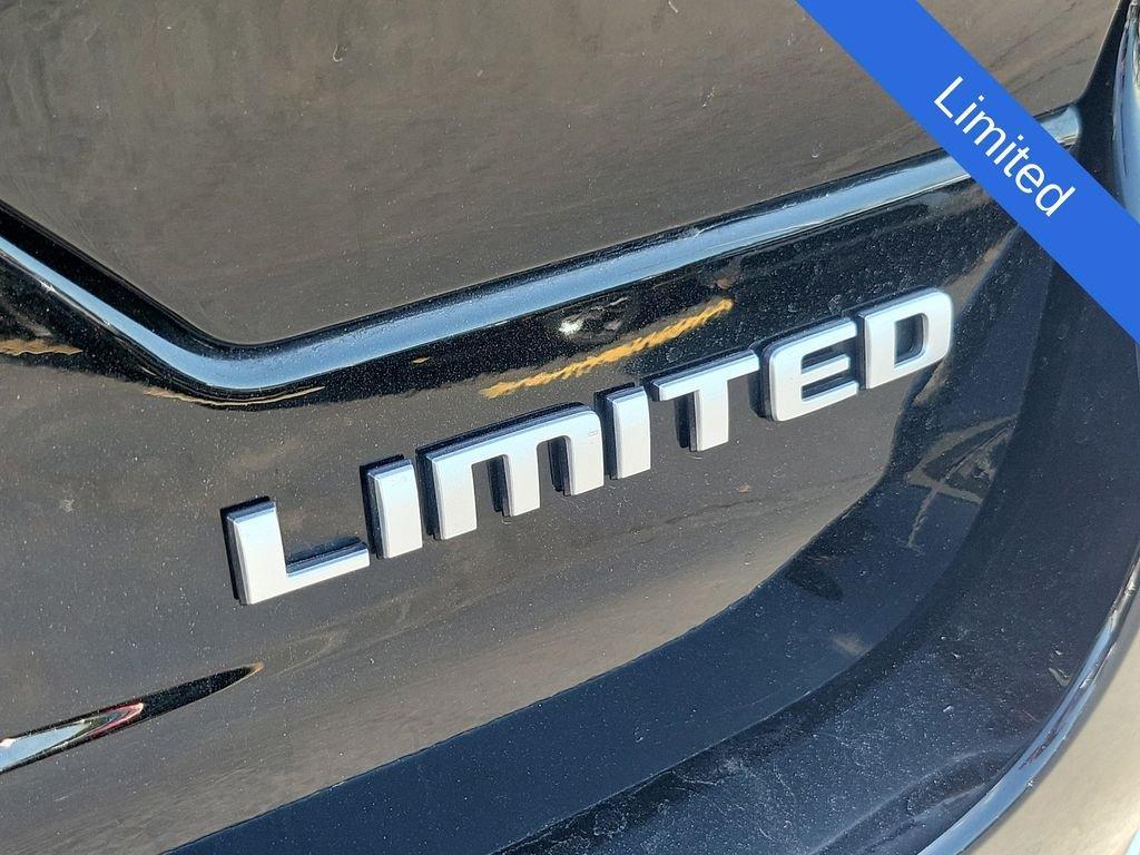 used 2025 Jeep Grand Cherokee car, priced at $40,899